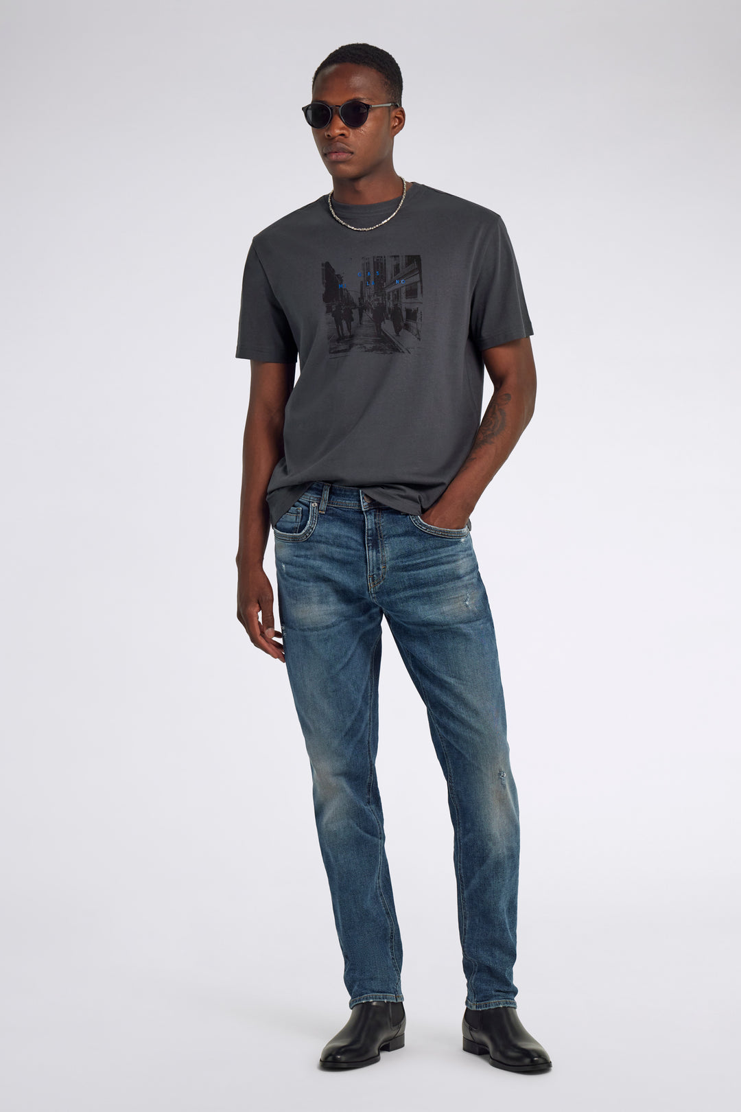 DHARIS M/C"POSTER" 3920